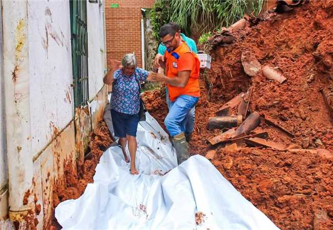 reunião; chuvas; estado